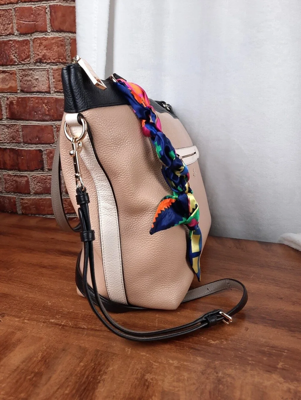 Coach Tyler Zip Top Tote – Tan & Off-White Leather Reversible Straps
